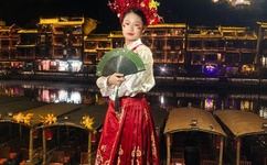 打开腿让我添你下面小污文